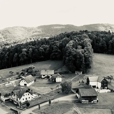 Koasa Hof Bed & Breakfast 4*